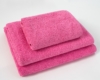różowe ręczniki